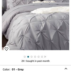 Bedsure full size comforter with 2 shams